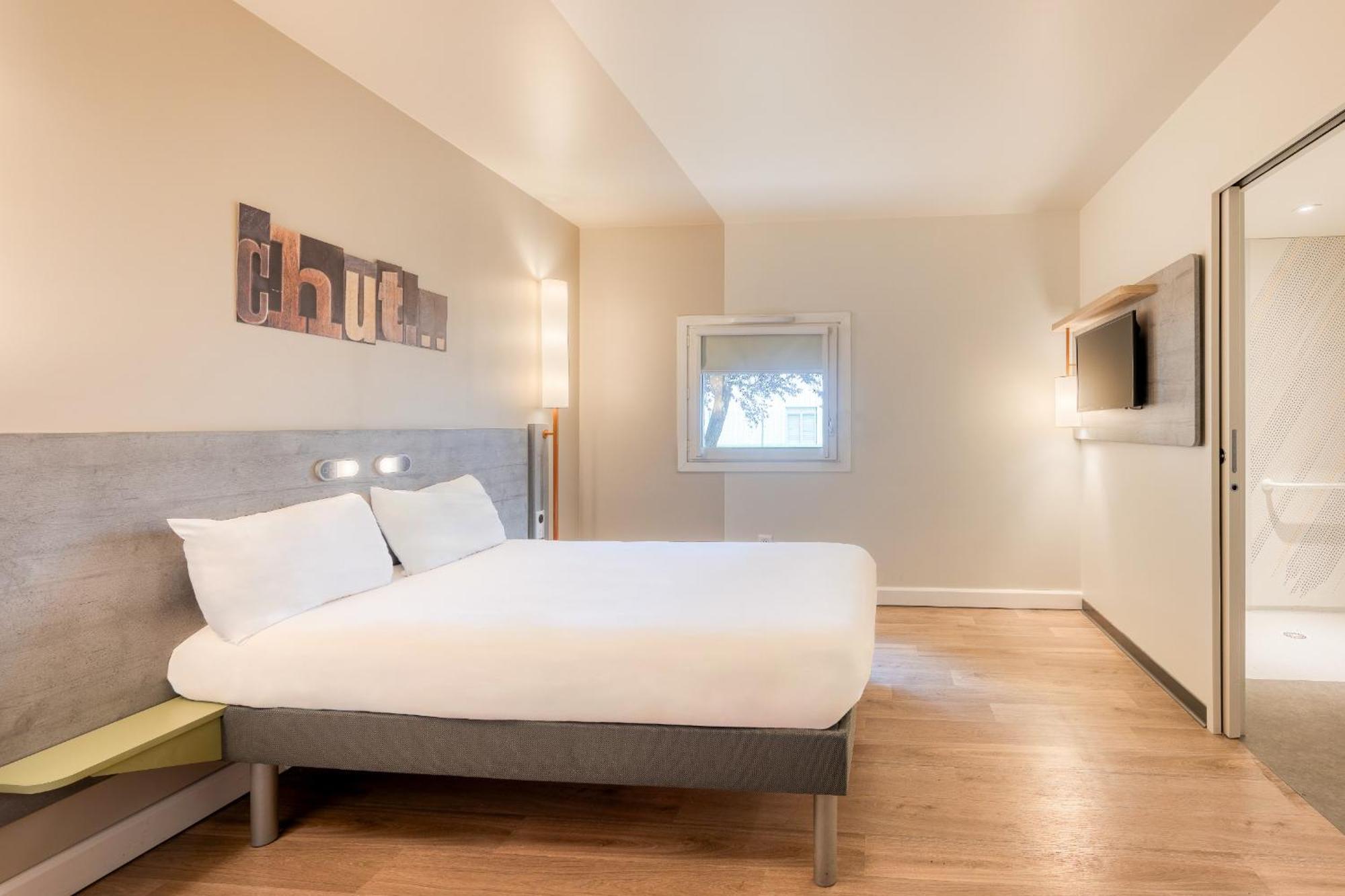 ibis budget Versailles - Trappes Exterior foto