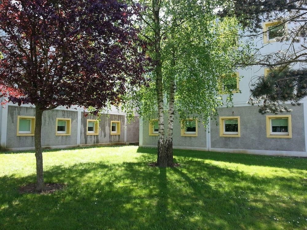 ibis budget Versailles - Trappes Exterior foto
